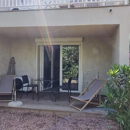 Fiori Di Cala Rossa: Beachfront With Pool Access * Lecci
