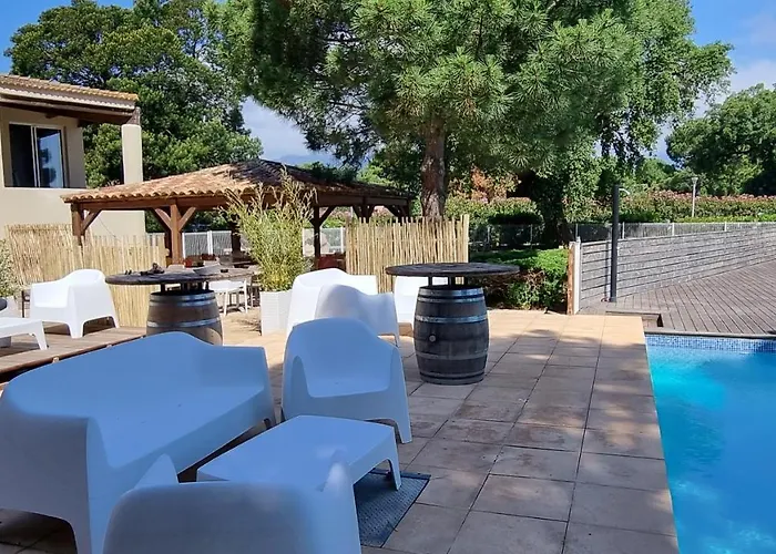 Fiori Di Cala Rossa Tres Beau Au Sein D'une Hoteliere Avec Piscine Et Cala Rossa A 600m לצ'י