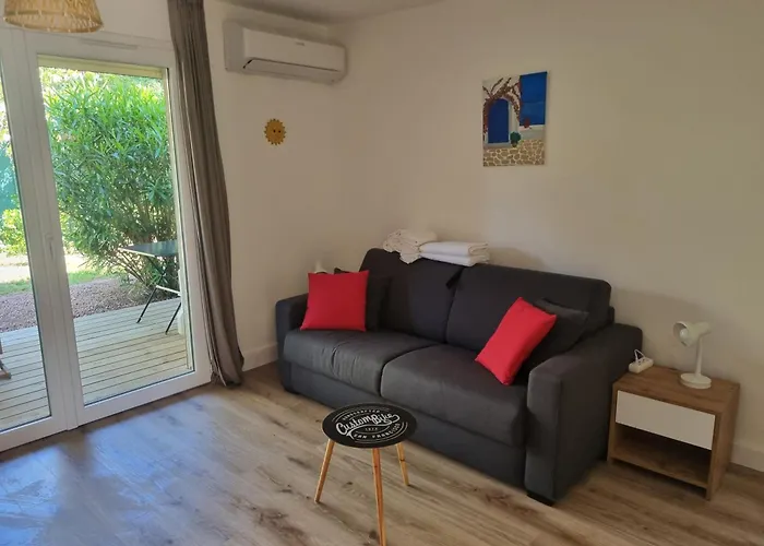 Fiori Di Cala Rossa Tres Beau Au Sein D'une Hoteliere Avec Piscine Et Cala Rossa A 600m דירה *