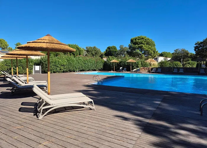 Fiori Di Cala Rossa Tres Beau Au Sein D'une Hoteliere Avec Piscine Et Cala Rossa A 600m דירה לצ'י